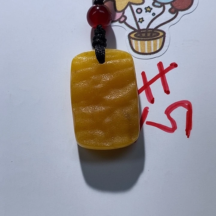 未镶嵌琥珀珠宝奇石