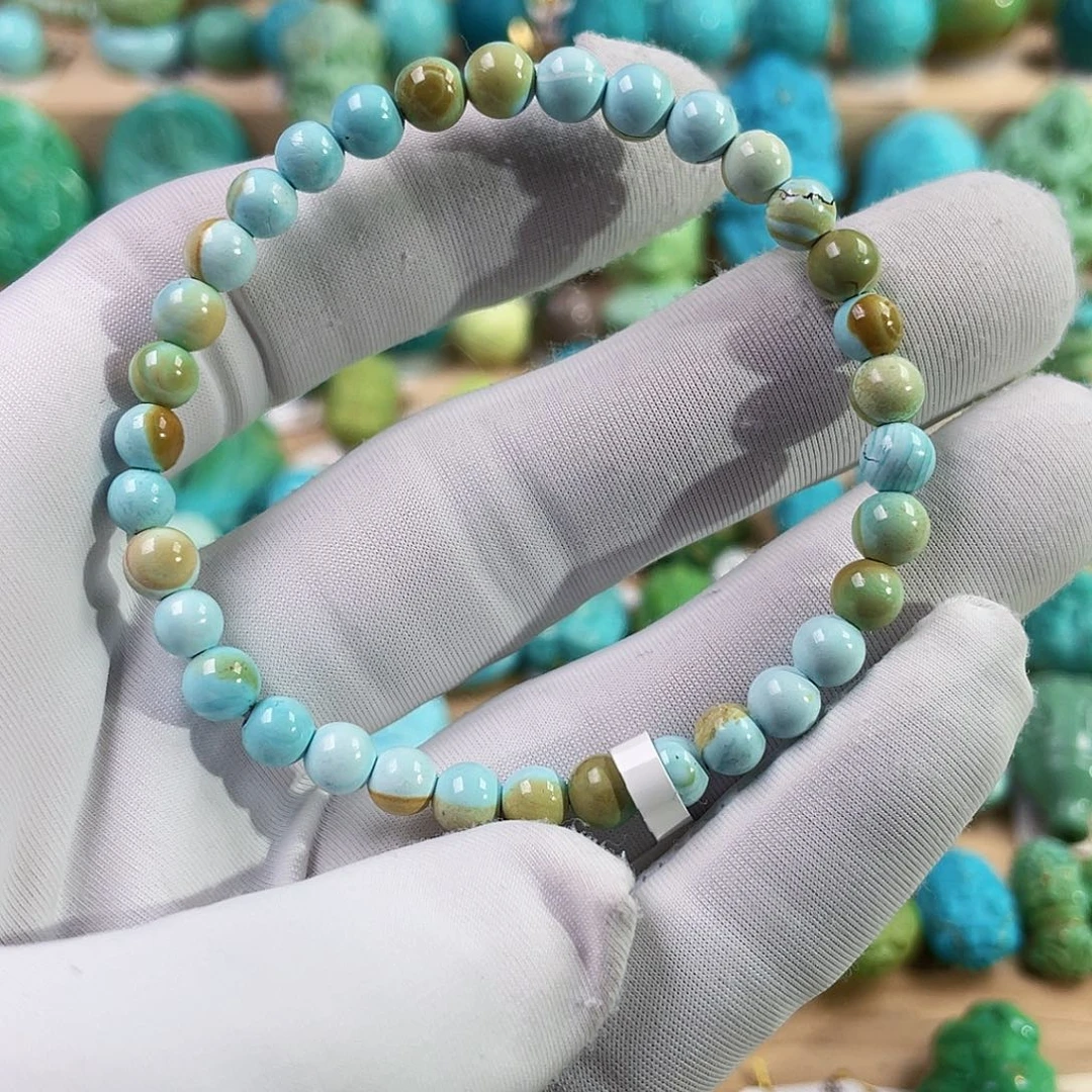 D***W绿松石未镶嵌珠宝奇石