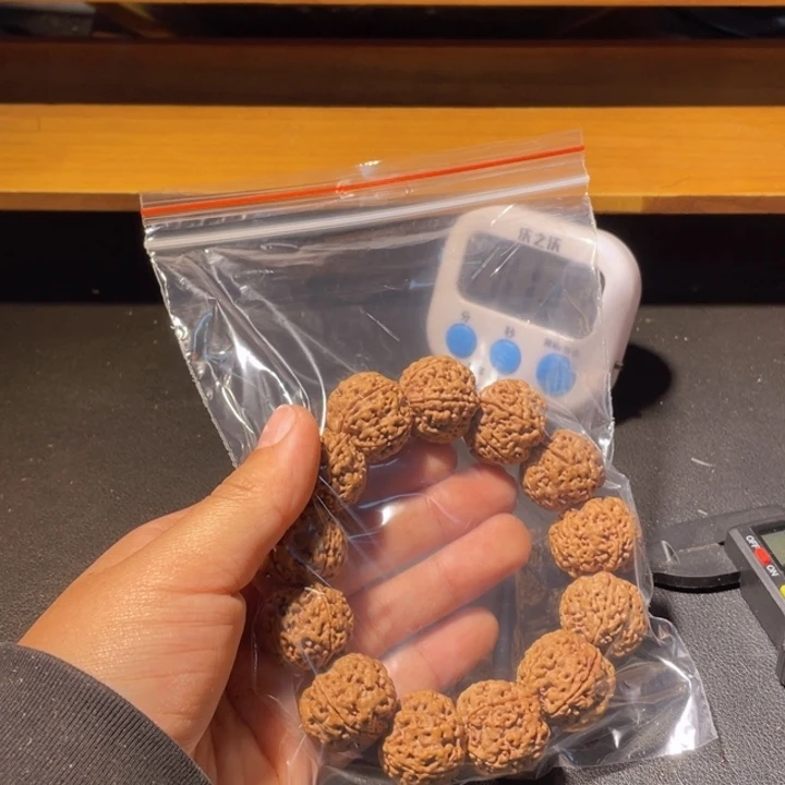 云***柏金刚菩提手串这个