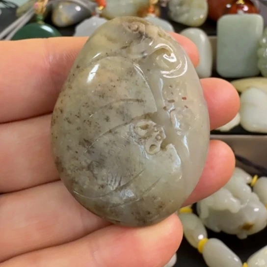 和田玉（糖玉）未镶嵌颈饰