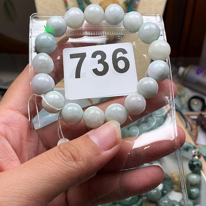 翡翠颈饰未镶嵌花**心翡翠