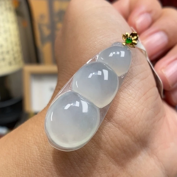 【闪购商品】颈饰18K金镶嵌翡翠26