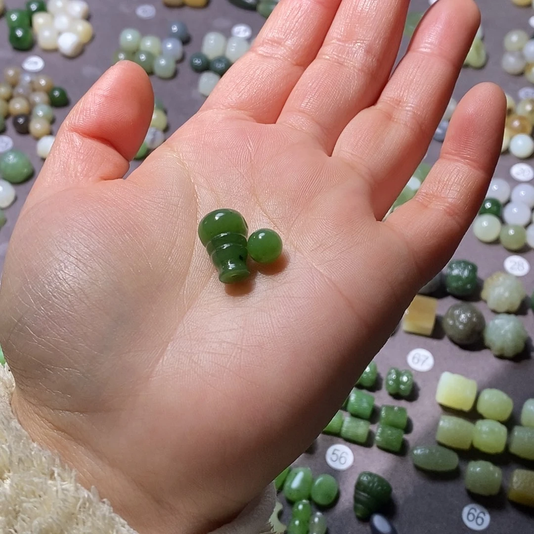 和田玉颈饰未镶嵌L****宁