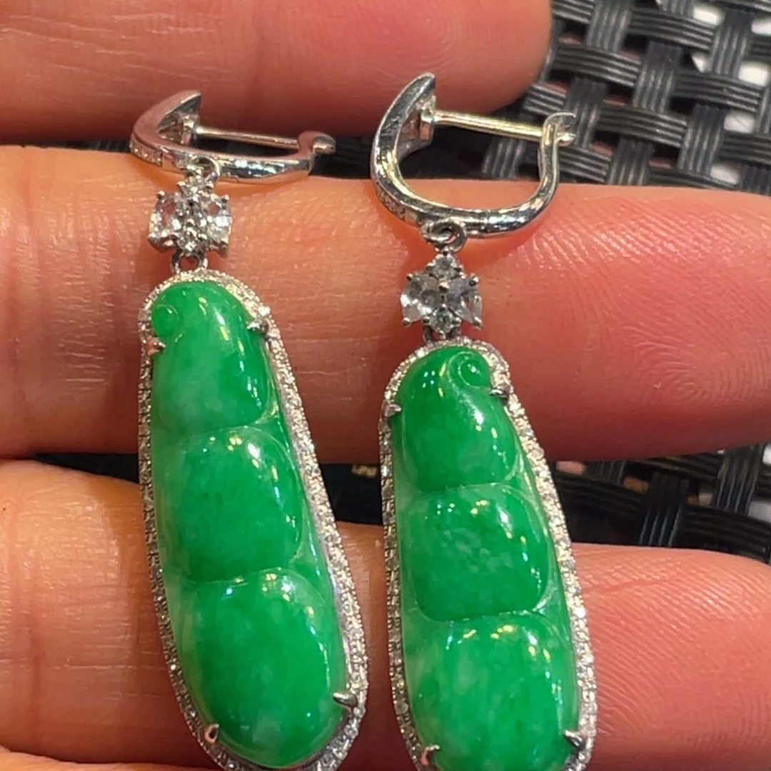 18K金镶嵌挂件翡翠天然翡翠