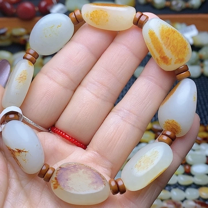 和田玉手链未镶嵌瓷**生