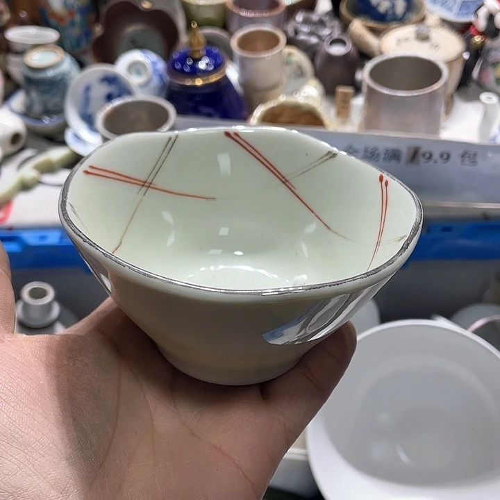 瓷片这样就不会让人觉得