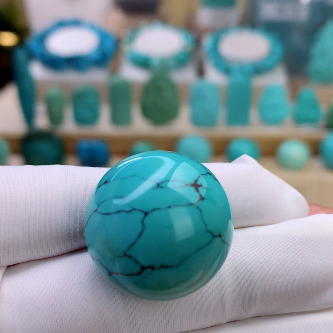 绿松石未镶嵌挂件