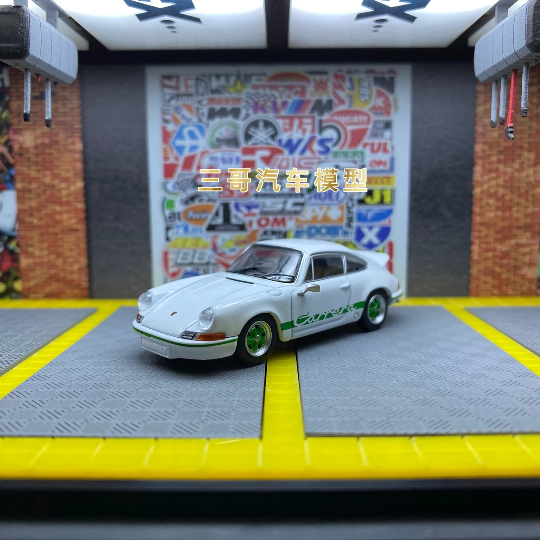 MINIGT 1:64 #801 保时捷 911 RS 白色绿轮 仿真合金汽车模型摆件