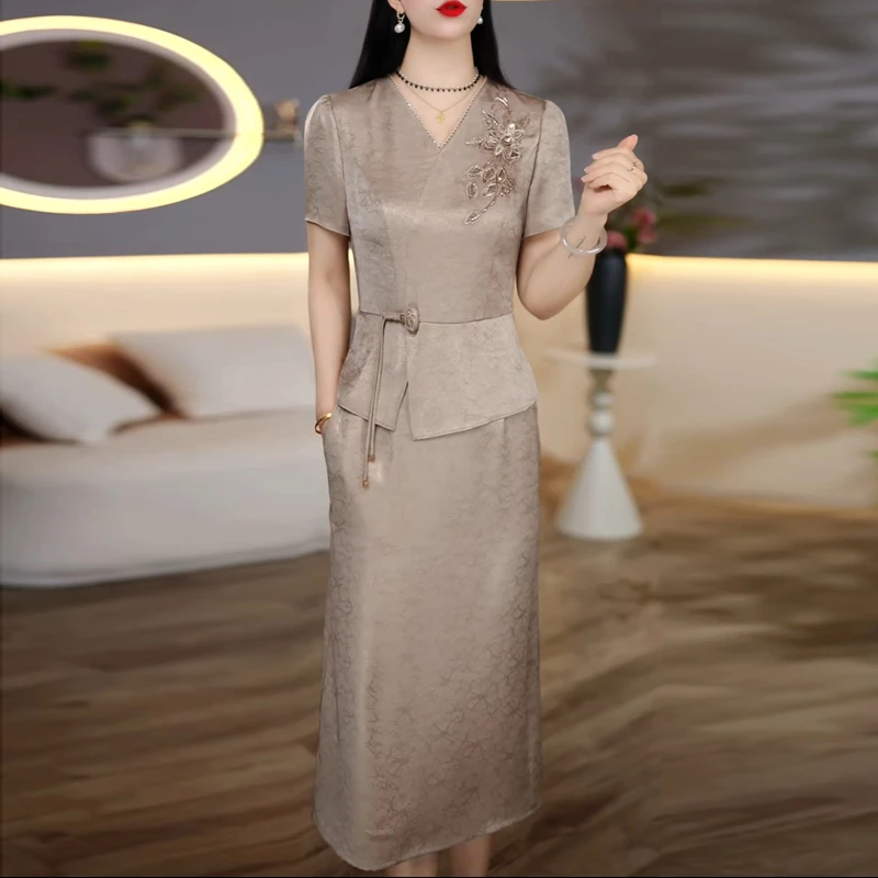 V领洋气假两件短袖连衣裙女2025夏季新款妈妈十三行高档显瘦裙子