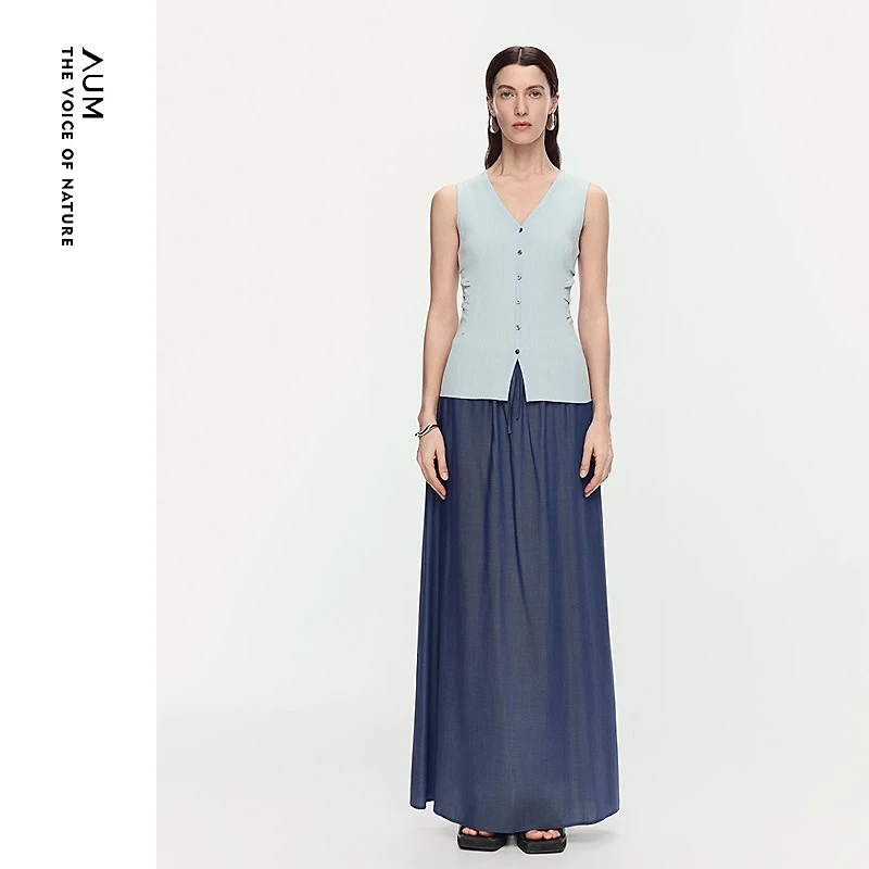 AUM噢姆百搭纯色气质简约时尚优雅设计感半裙M1FZ26392