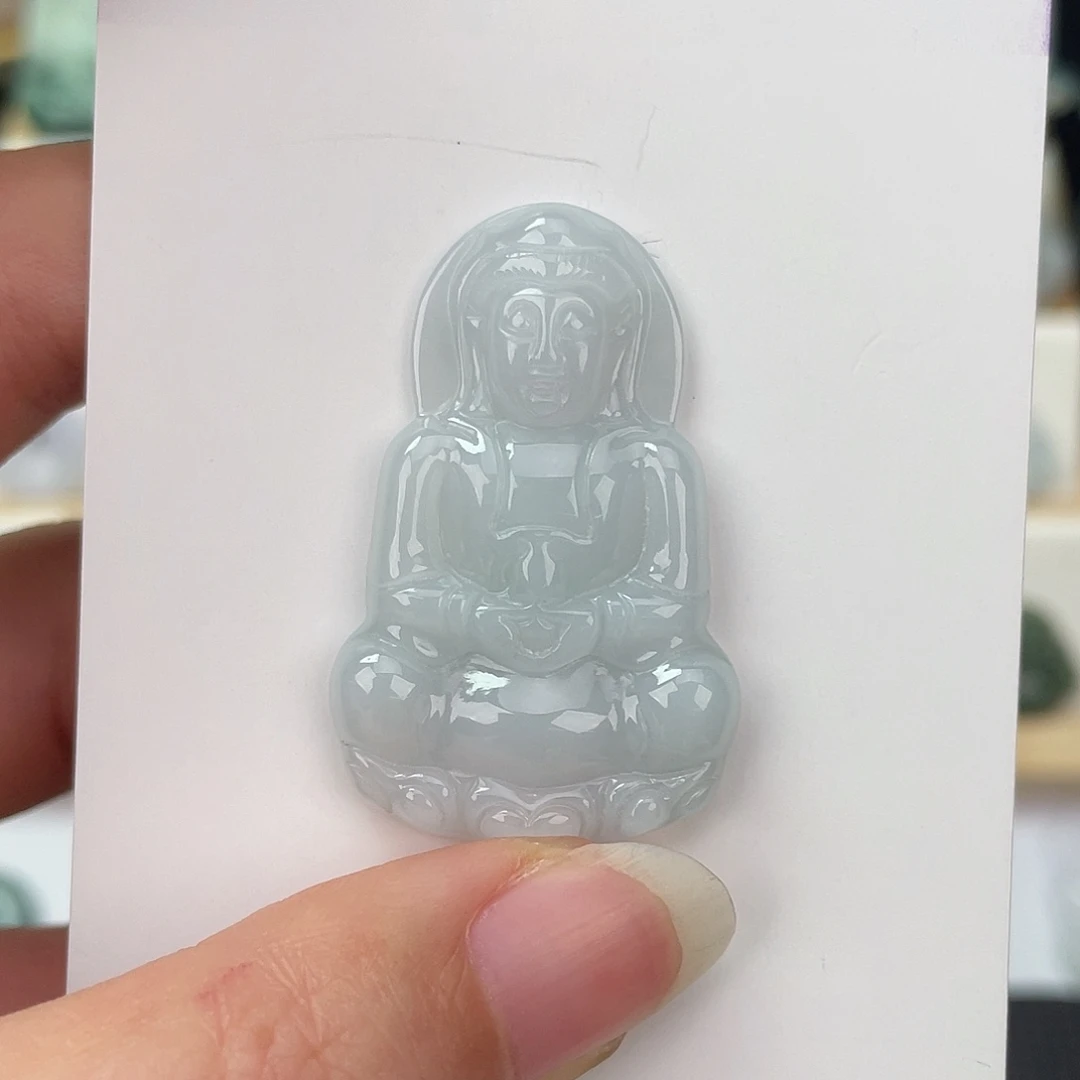 翡翠未镶嵌颈饰观音