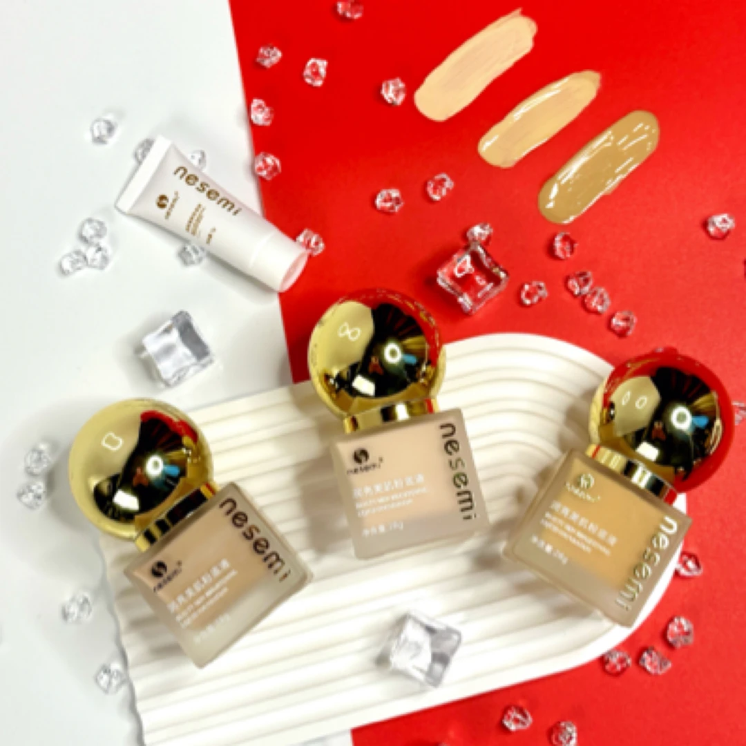 Nesemi润亮美肌粉底液