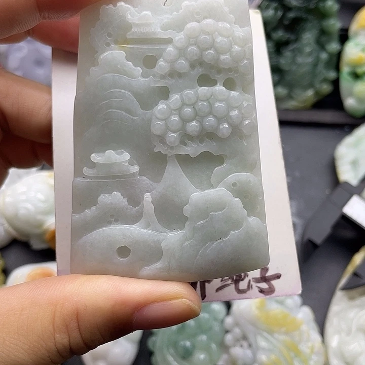 颈饰未镶嵌翡翠天然翡翠