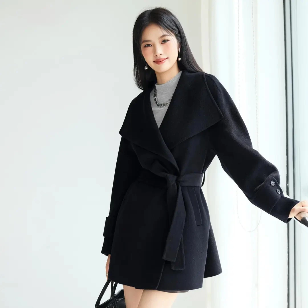 伊家同款羊毛羊绒设计感大翻领大衣气质毛呢外套25冬新1G9970061