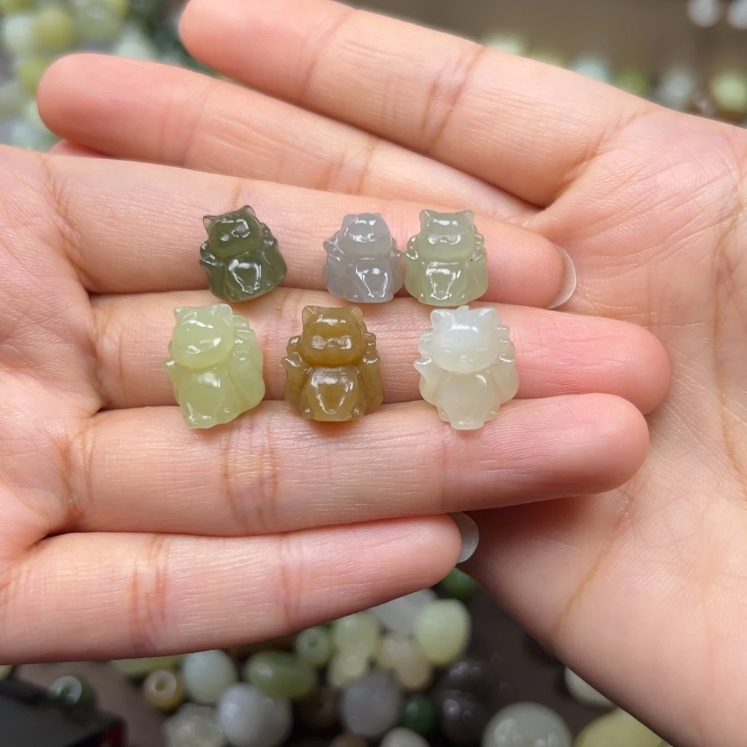 和田玉未镶嵌颈饰98一个多样性发其一