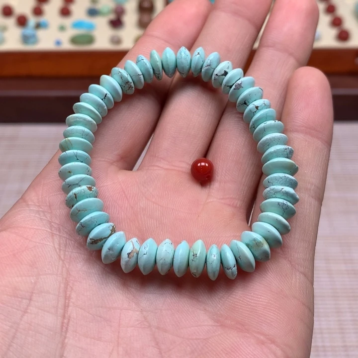 南红玛瑙配饰未镶嵌