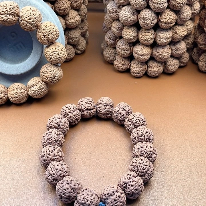 金刚菩提手串爆肉五星梅花