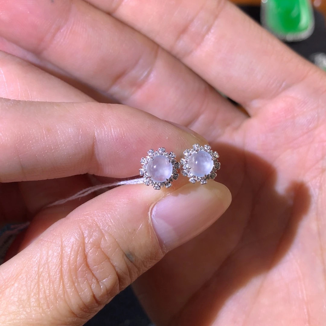 翡翠18K金镶嵌耳饰