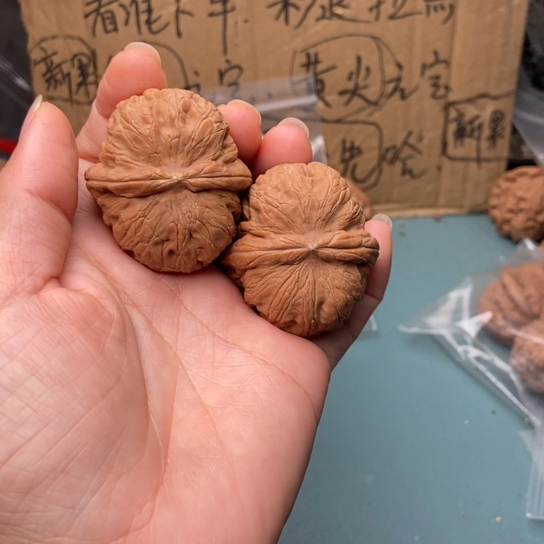 钢***哥吊坠文玩核桃元宝44
