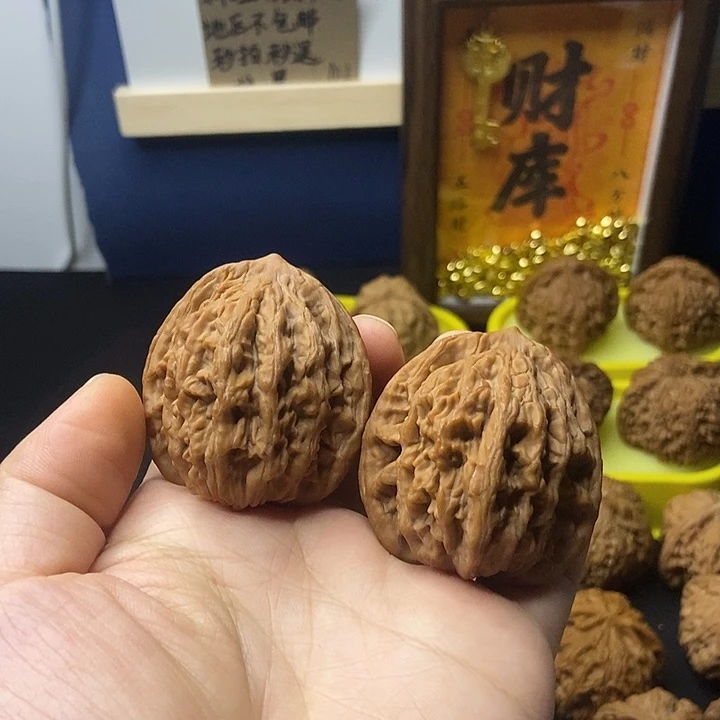 文玩核桃   虎头43