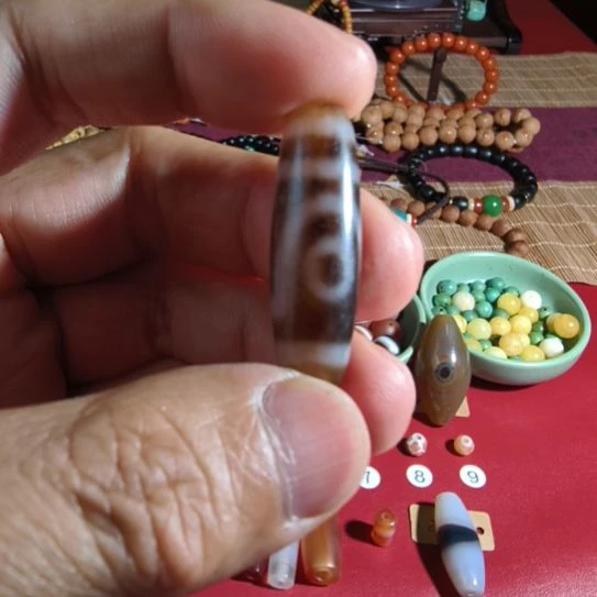 玛瑙/玉髓玛瑙眼睛天然原石未镶嵌