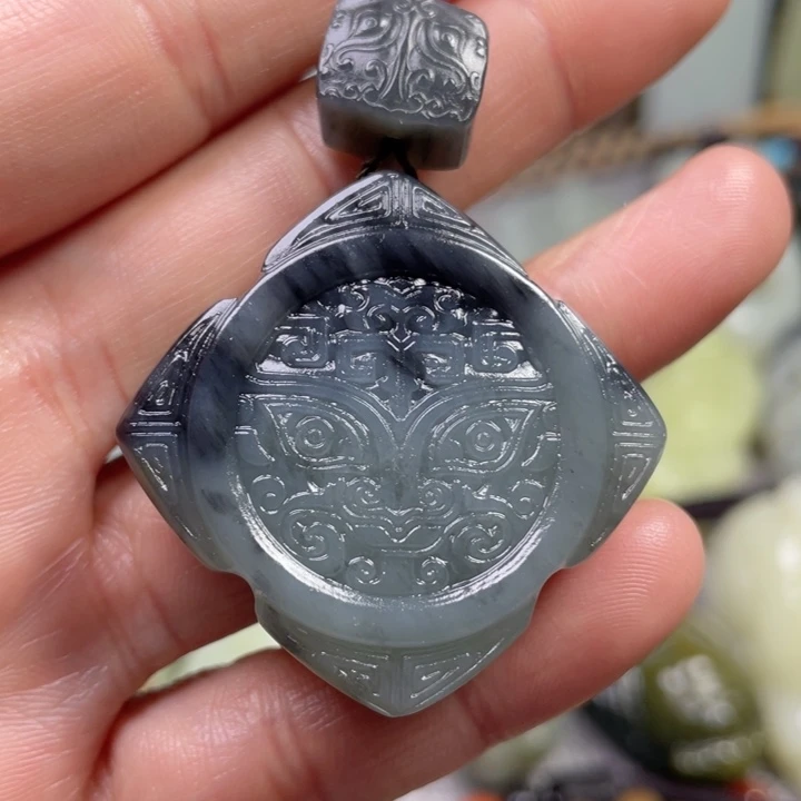 和田玉未镶嵌挂件