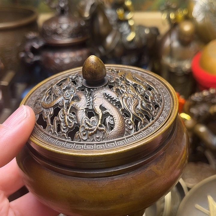 精美铜器批发档口