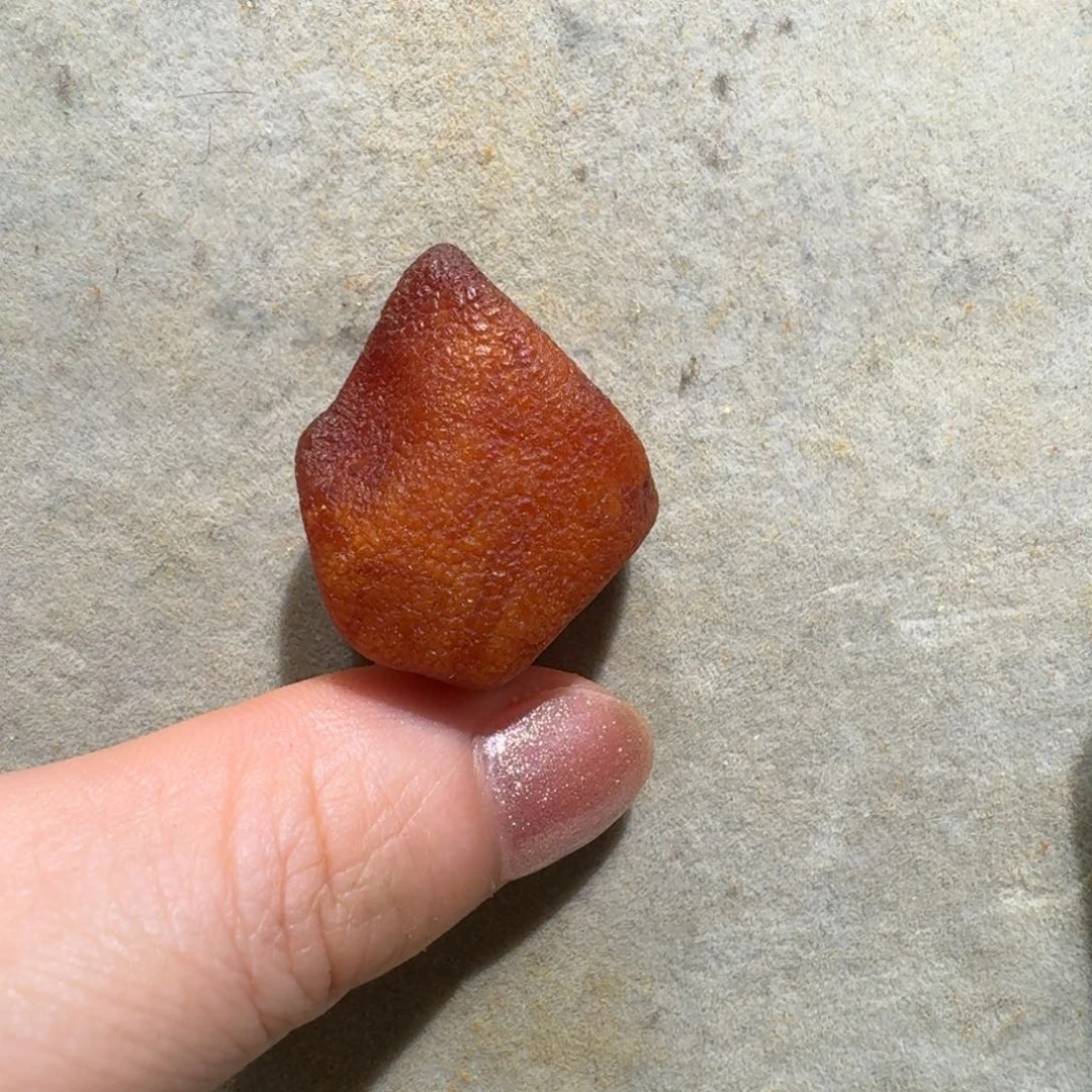 未镶嵌定制琥珀定制