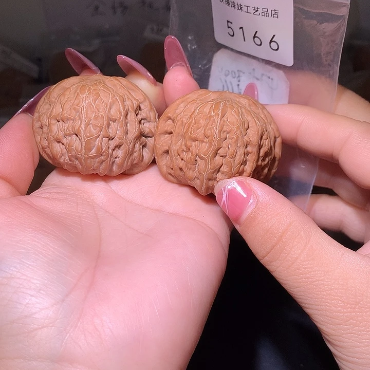文玩核桃把件铁锤47