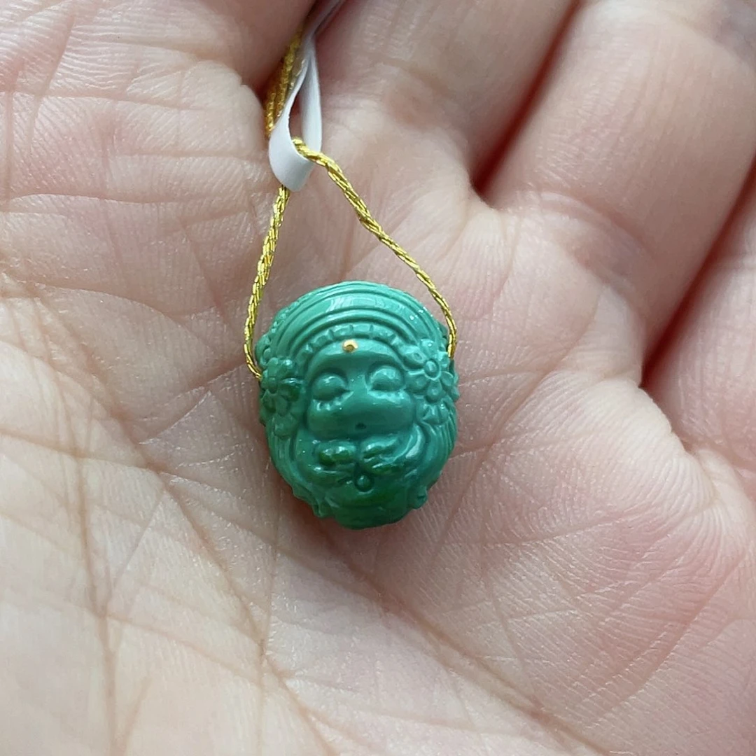 绿松石颈饰未镶嵌