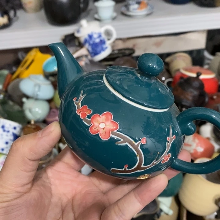 陶瓷艺术品及陶瓷壶