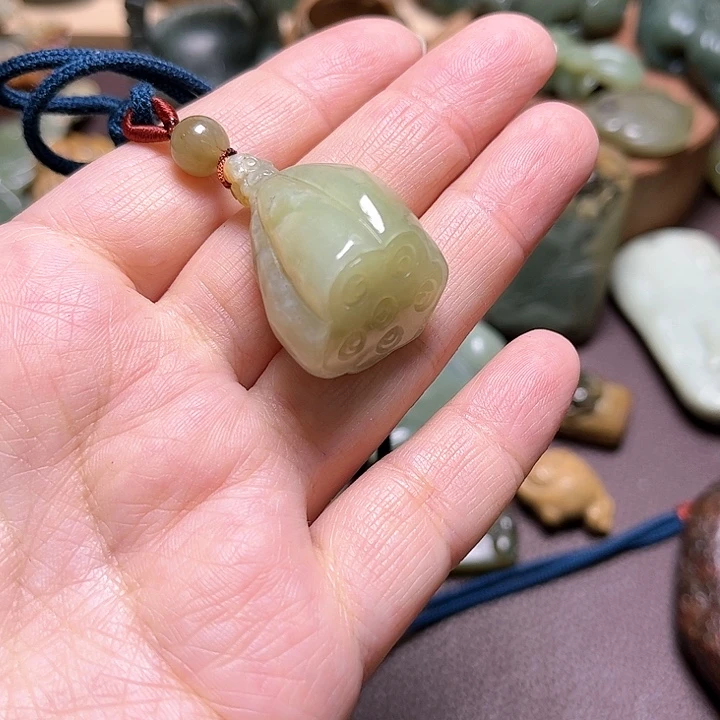岫岩河磨玉（透闪石质玉）手绳未镶嵌
