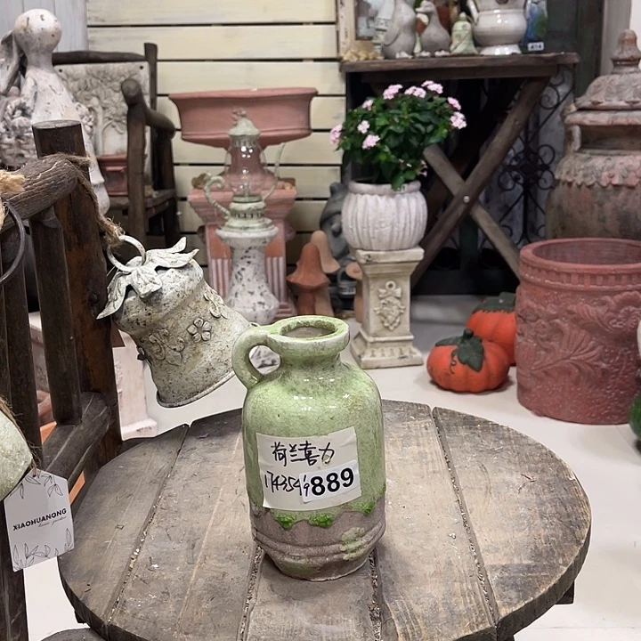 S***o88绿色细陶花瓶不打孔