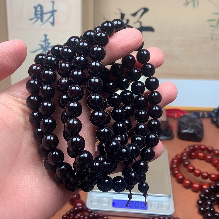 余****檀香紫檀（小叶紫檀）