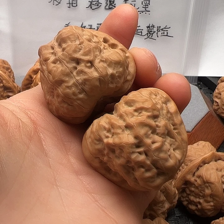 用***1文玩核桃吊坠蛤蟆