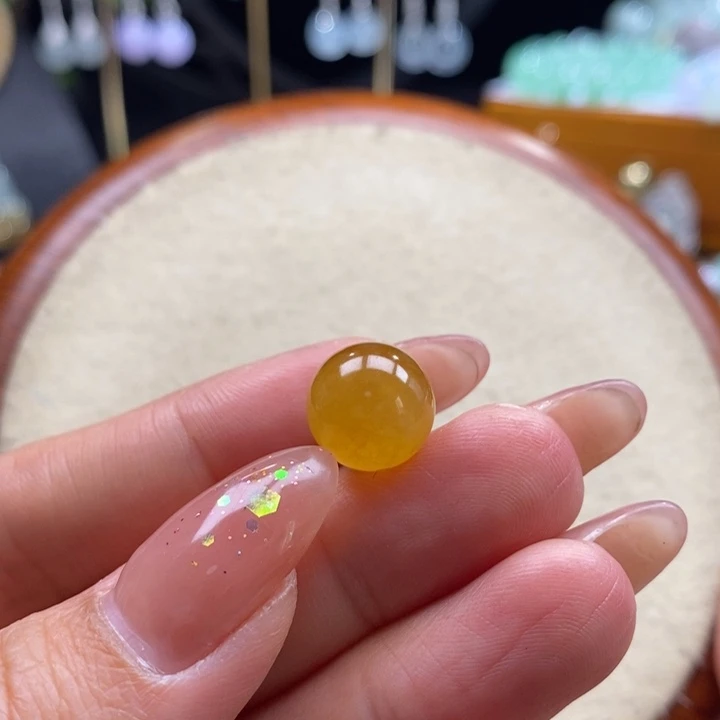 翡翠吊坠(不含链)未镶嵌翡翠蜜糖黄翡珠卡11.8m