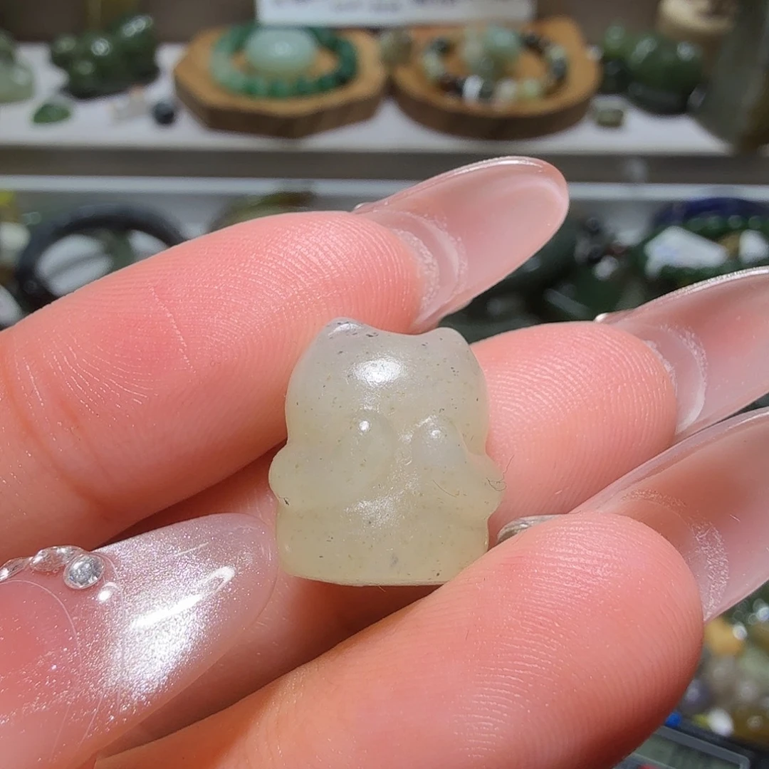 和田玉未镶嵌珠宝奇石