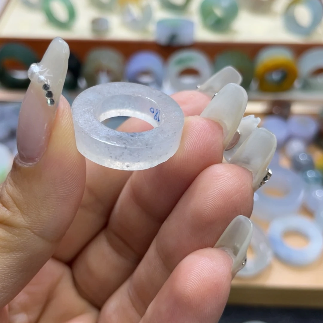 【闪购商品】定制翡翠未镶嵌ᐝ****天然翡翠