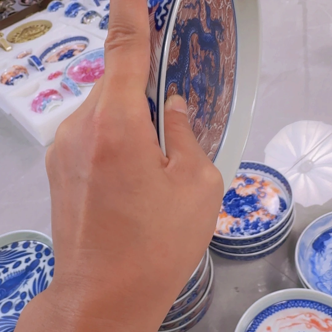 瓷片釉里红海水龙大壶乘微瑕