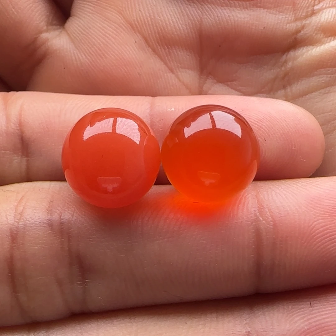 南红玛瑙圆珠11+未镶嵌钟*