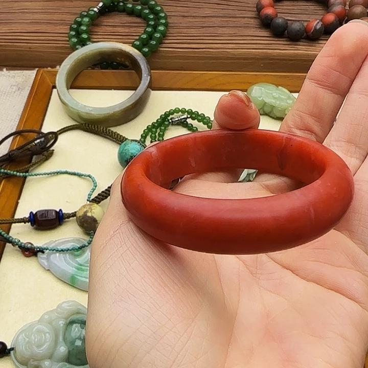 南红玛瑙手镯未镶嵌酱*-