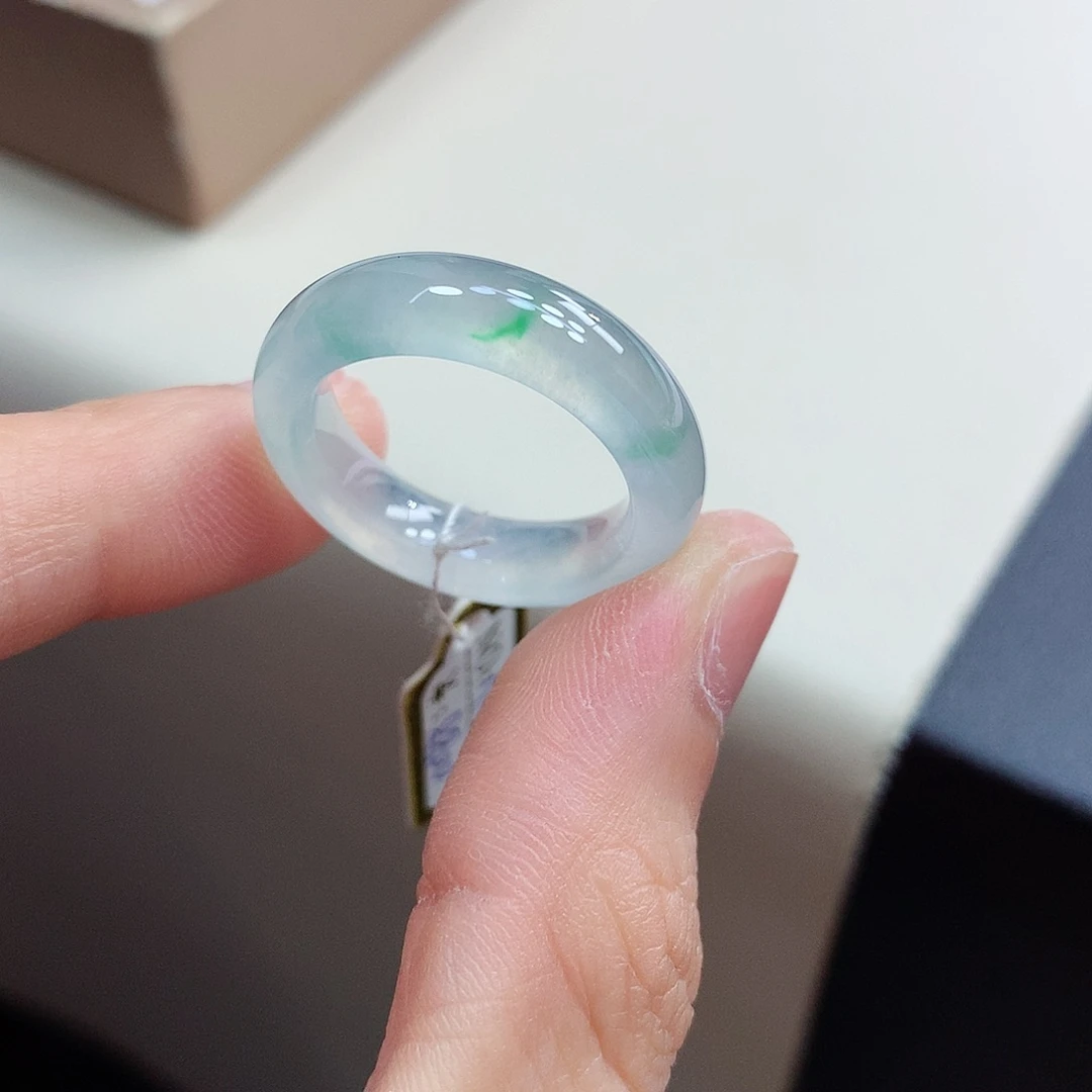 翡翠戒指未镶嵌17-18号