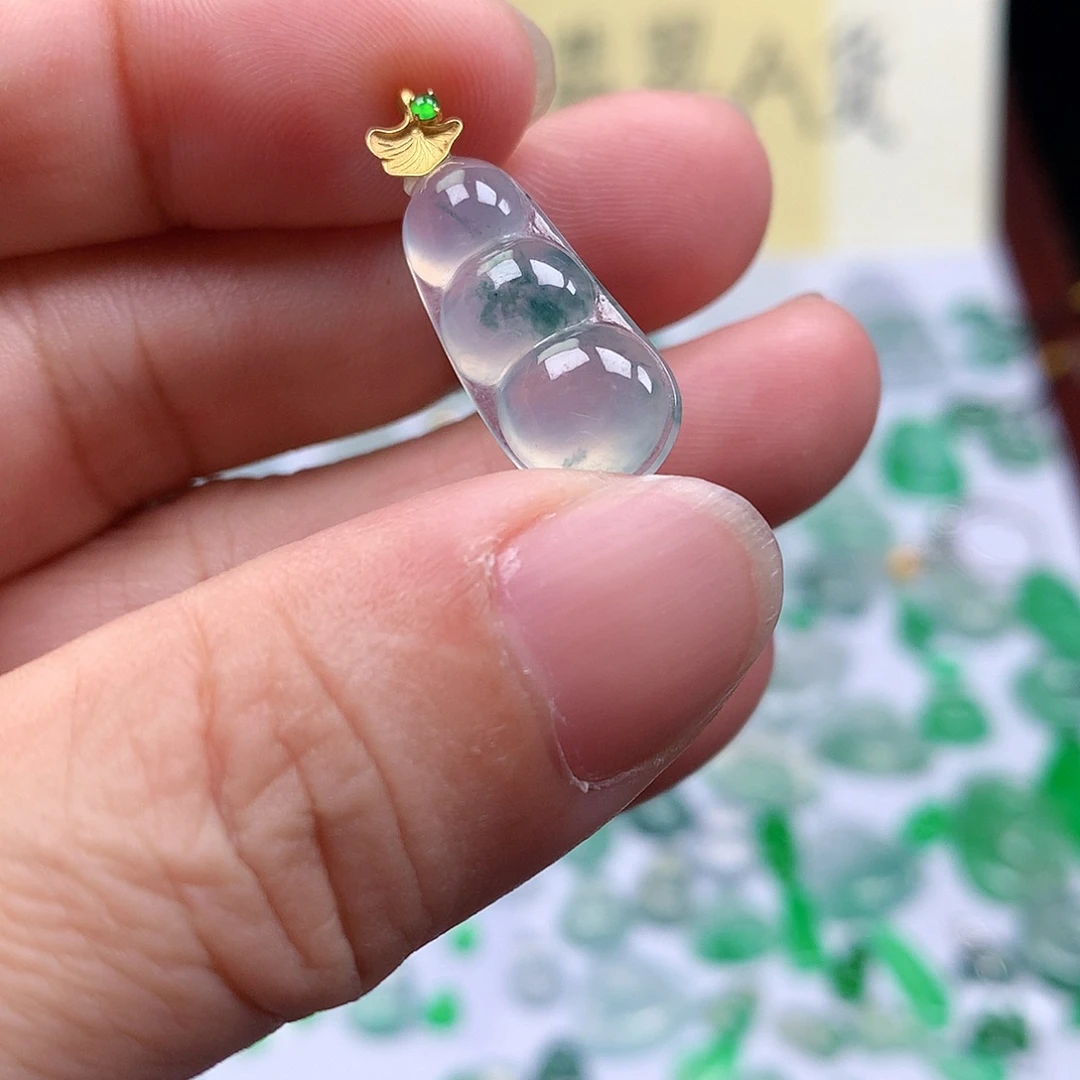 翡翠裸石缅甸天然A货翡翠冰种豆子