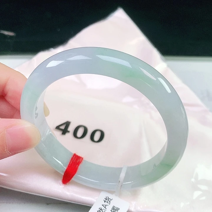 翡翠未镶嵌手镯400