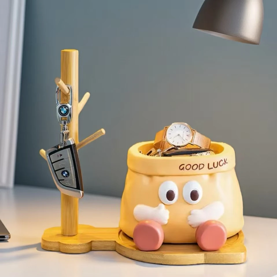 创意卡通小人笔筒收纳摆件办公室好物电脑桌面装饰大容量生日礼物