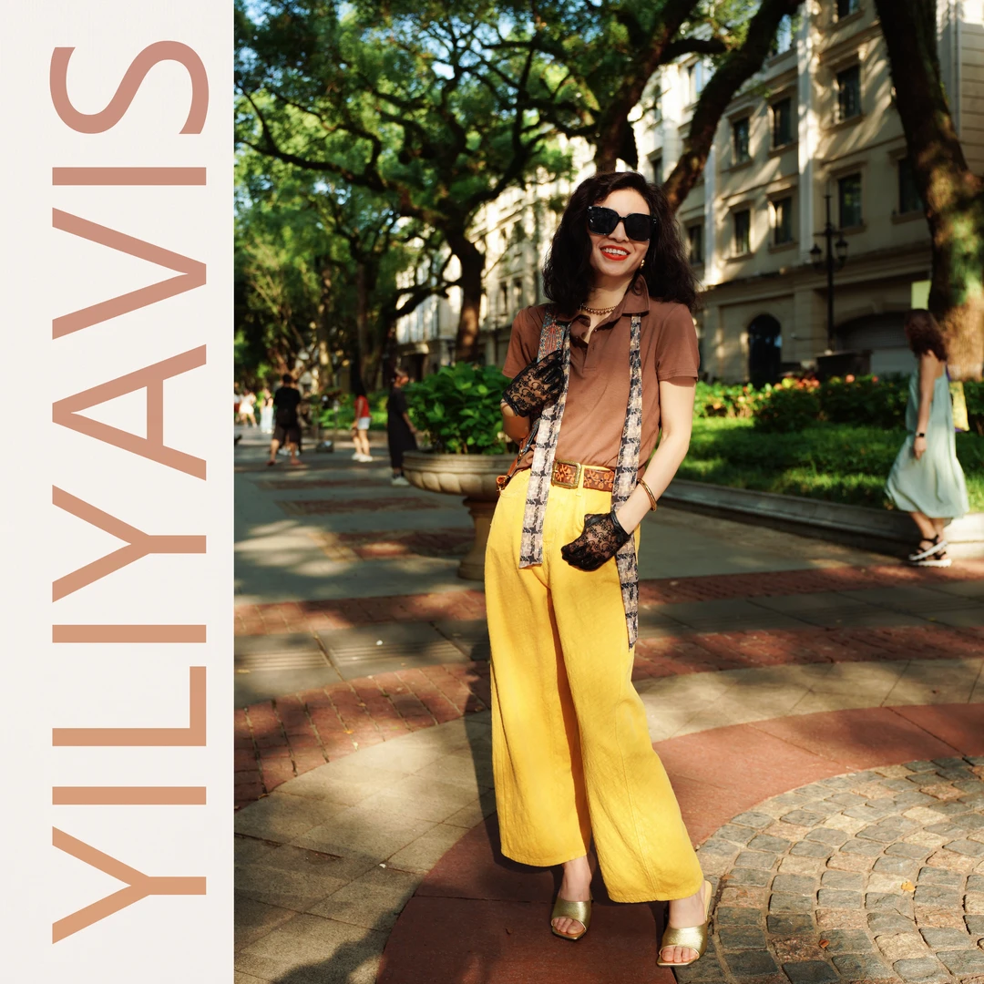 YILIYAVIS/壹里壹外【咖啡V】原创设计时尚百搭港风T恤