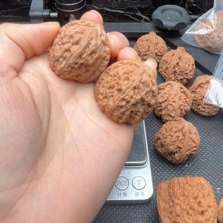 核桃手串/手链打*人白狮子33尺全品无修