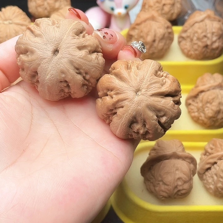 吊坠文玩核桃烤***团霸王龙