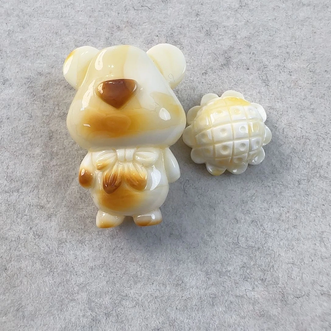 琥珀珠宝奇石未镶嵌