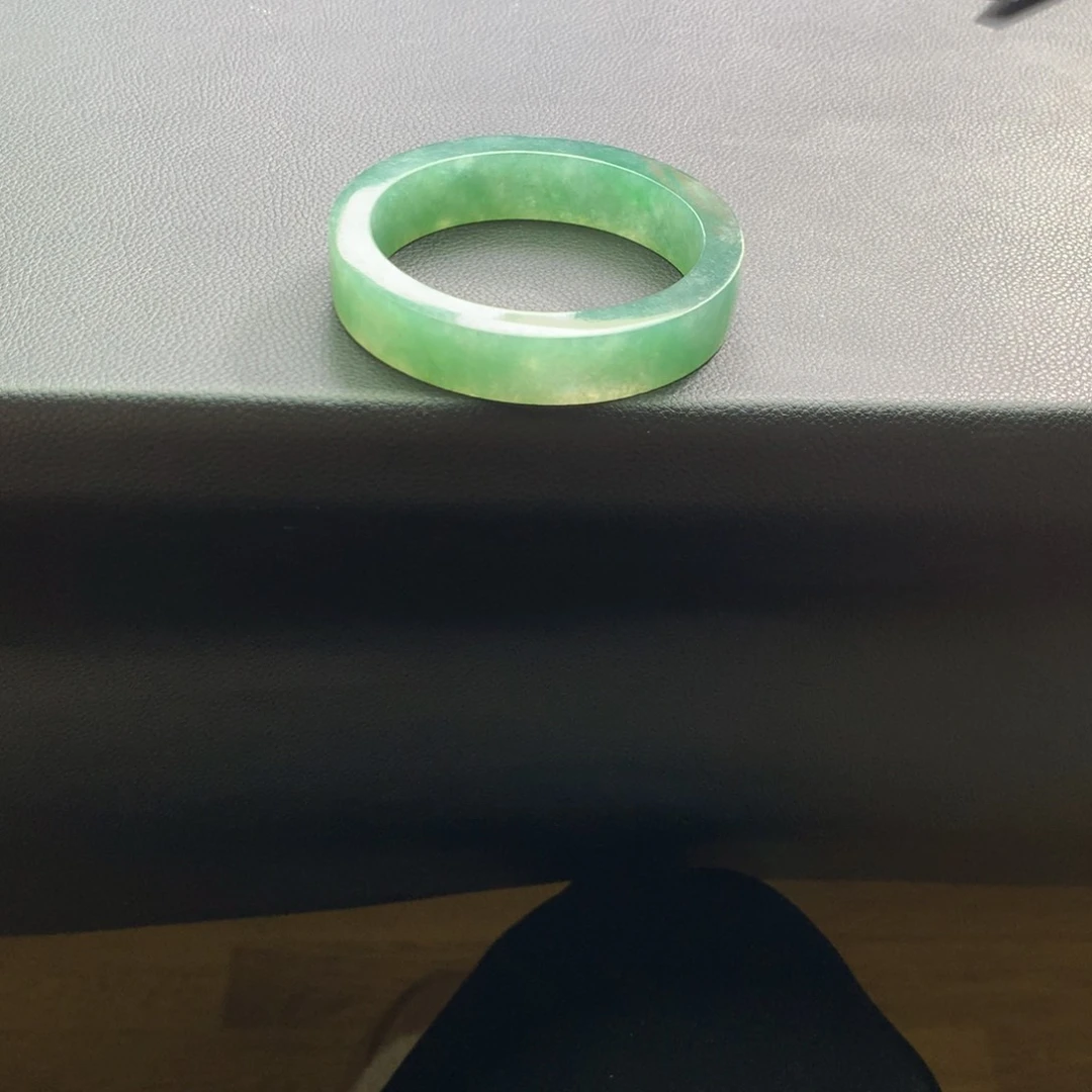 定制翡翠手镯未镶嵌莫*